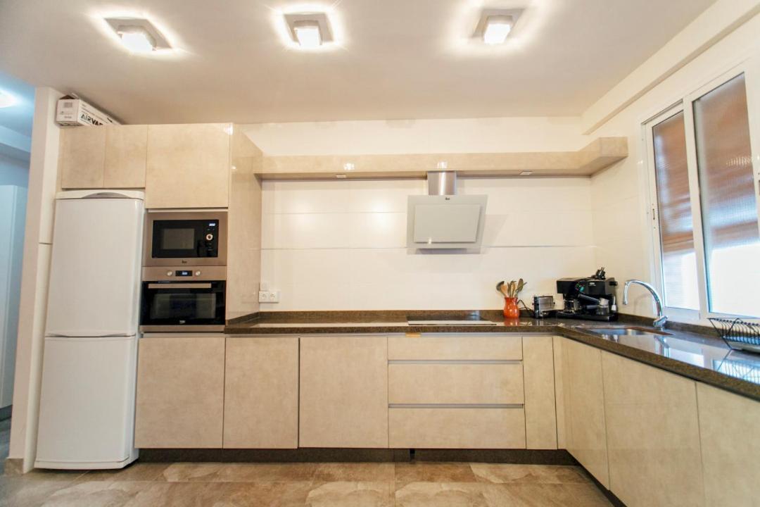 Wide And Diaphanous- 3Bd 2Bth- Alcazar Sevilla Exterior foto