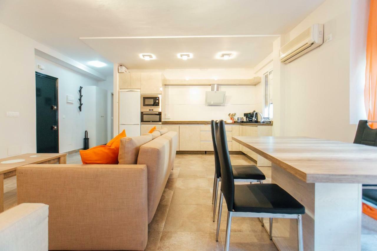 Wide And Diaphanous- 3Bd 2Bth- Alcazar Sevilla Exterior foto